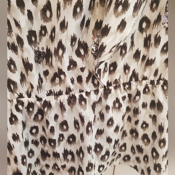 Ruffle sleeve top - Picture 8 of 15